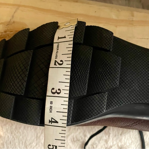 🔥PRADA Leather Shark High Top Sneakers Boots Shoes / US Size 8 4T1846 Like New! - Picture 9 of 10